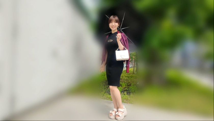 ノースリーブからチラ見え！！脇！脇！脇！ 綺麗な脇を見放題！【まみ 26歳】 からのG乳ぶるるんのSSS級ボディ！ 【初撮り】ネットでAV応募→AV体験撮影2634 - サンプル画像 - 3