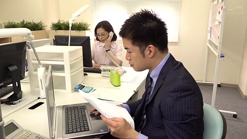 憧れの女上司と 松ゆきの - サンプル画像 - 1