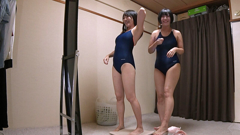 春原未来×乃木蛍 姉御の個撮 神レズスク水 女が自らカメラを持ち可愛い女子の水着姿をじっとり撮影！親父の個撮ゆずりのハミ毛、ジョリワキ等のフェチ接写はもちろん女に撮られる恥ずかしい放尿やローション密着やレズSEXを完全着衣で楽しむレズハメ撮りAV - サンプル画像 - 7