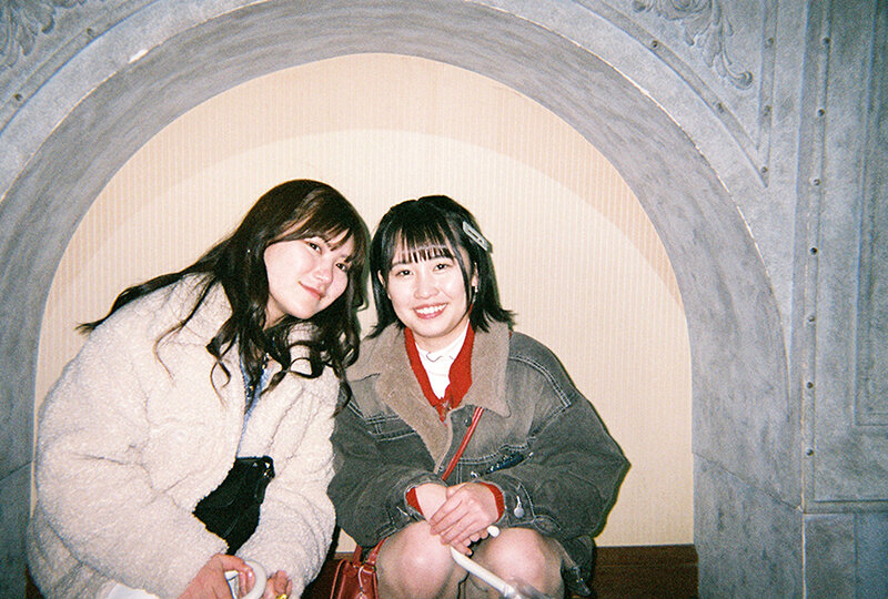 ハニカミ接吻旅行 旅行中ずっとキスしたら…もっと好きになって離れられなくなりました。ベロを絡ませ身体を重ねた1泊2日の恋人デート 乃々瀬あい 有加里ののか - サンプル画像 - 2