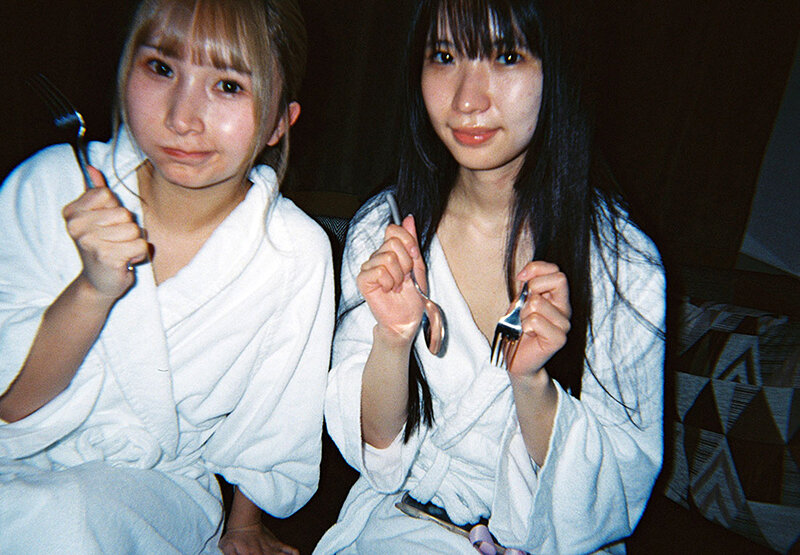 ちっぱい女子旅 プライベートでも仲良しだけど2人きりでデートして、お風呂に入って、たくさんキスしたら…好きが溢れました。 希咲那奈 由良かな - サンプル画像 - 2