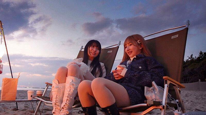 ちっぱい女子旅 プライベートでも仲良しだけど2人きりでデートして、お風呂に入って、たくさんキスしたら…好きが溢れました。 希咲那奈 由良かな - サンプル画像 - 3