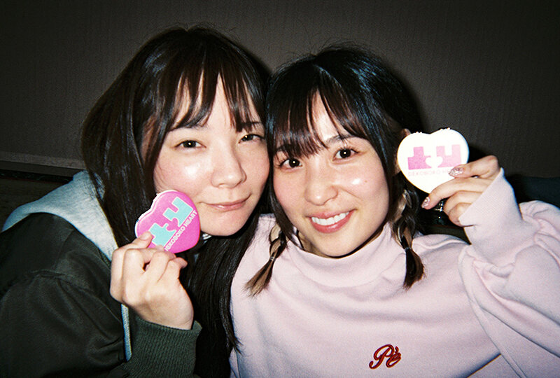 接吻旅行 旅行中キスをして見つめあったら…もっと好きになって離れられなくなりました。身体と唇を重ね合った24時間限定のハニカミ恋人デート 栄川乃亜 一条みお - サンプル画像 - 6