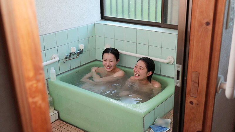 あの時、初レズに目覚めた2人は3年後に再会し会えなかった時間を埋めるように本気でサカりあった記録を残した。幾野まち 市川りく - サンプル画像 - 8
