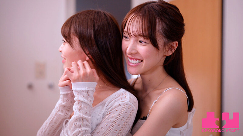 お互いに彼氏持ちだけど女の子相手なら浮気にならないよね？友達同士だったけどキスで一気に距離が縮まって一夜限りのレズビアンになる瞬間 瀬戸ひなこ 白石もも - サンプル画像 - 15