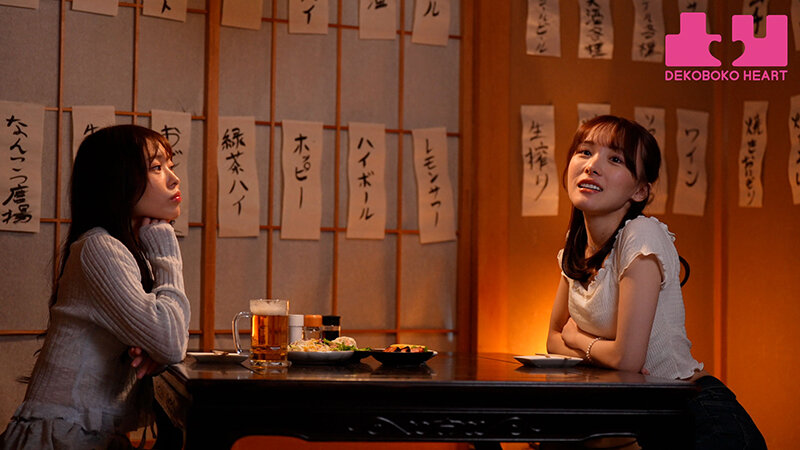 お互いに彼氏持ちだけど女の子相手なら浮気にならないよね？友達同士だったけどキスで一気に距離が縮まって一夜限りのレズビアンになる瞬間 瀬戸ひなこ 白石もも - サンプル画像 - 2