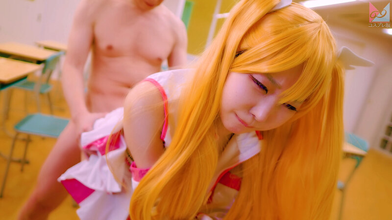 2.5次元の淫欲「私、コスプレセックスが趣味なんです！」奇跡のツルペタ美マンパイパン美少女がコスプレ研究サークルの先輩をオナニー見せで誘惑して念願のコスハメ撮りをしてもらって大量潮吹きしちゃう物語♪ 天美めあ - サンプル画像 - 17