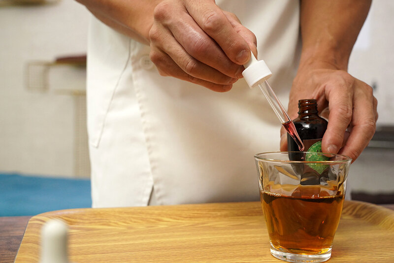 正義感ある女性急募！依頼内容「女性客に猥褻な施術をする某マッサージ店に関する調査」客になりすまして潜入したらイカされすぎてウソ報告をする巨乳娘たち - サンプル画像 - 11