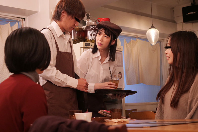 『本当にすぐイッちゃうんだね（はーと）』早漏の悩みをバイト先の先輩（現役女子大生）に2人きりで相談したら何度も射精のお手伝いをしてくれた - サンプル画像 - 3