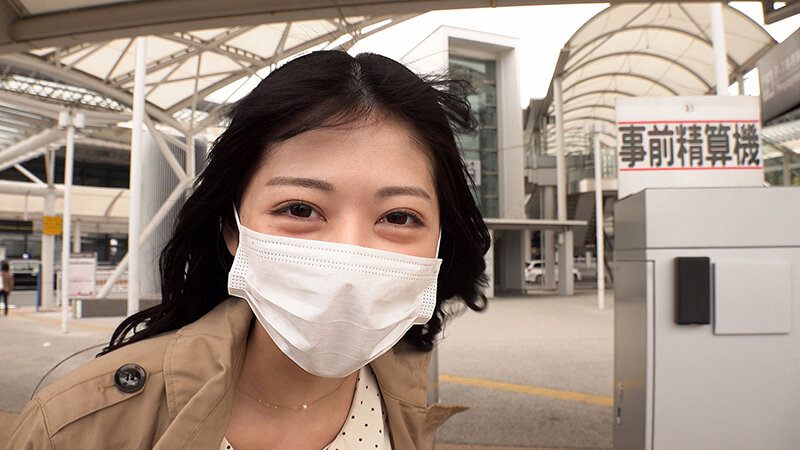 内緒でエグい接客してくれた美人CAをホテルに誘って生ハメしたら何度も求めるヤリマンだった - サンプル画像 - 7