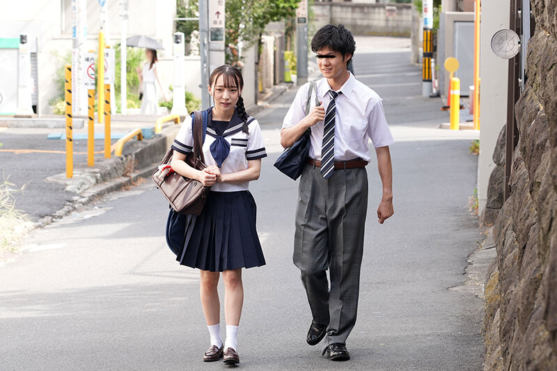 都合のいい地味女子をハメ部屋に連れ込んでヤリチン校生が入れ替わり立ち替わりセックス漬け。 - サンプル画像 - 4