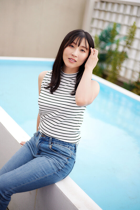 ヌキ無し人妻メンエスで出会ったおばさんセラピストと意気投合！店外デート中に勃起したらラブホに誘われ…ご休憩2時間で何度も中出しさせてくれました。 - サンプル画像 - 20