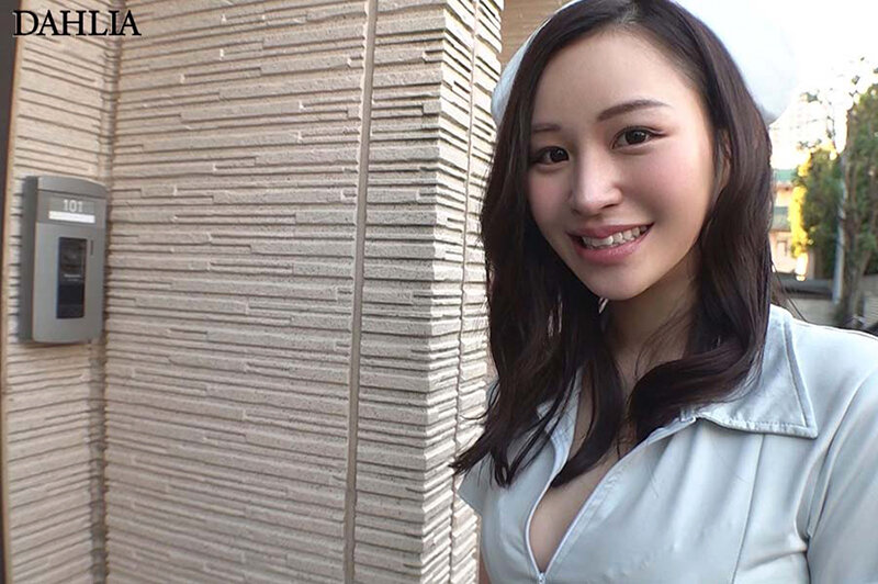 肉感ボディの出張看護師・芦名ほのかをデリバリー！性欲過多でお悩みの男性限定！純度100％のエロ雌フェロモンが絶倫ち○ぽを発射無制限で癒します！ - サンプル画像 - 2