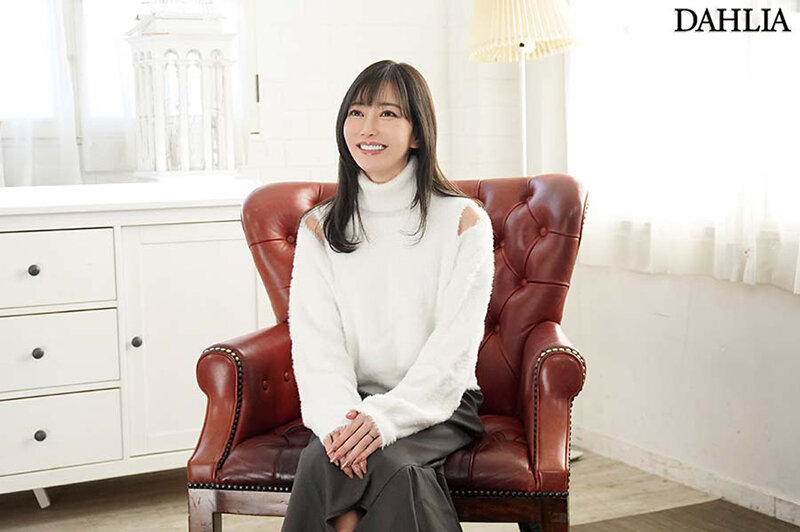 新人 元、受付嬢。今、人妻。 蒼山愛奈 30歳 Avdebut - サンプル画像 - 2