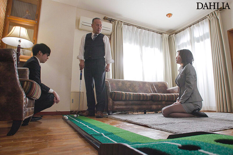 関係を持って今年で5年。会社経営の父は私にとっては1人の男です。今では危険日に何度も中出しをしています。美乃すずめ - サンプル画像 - 2