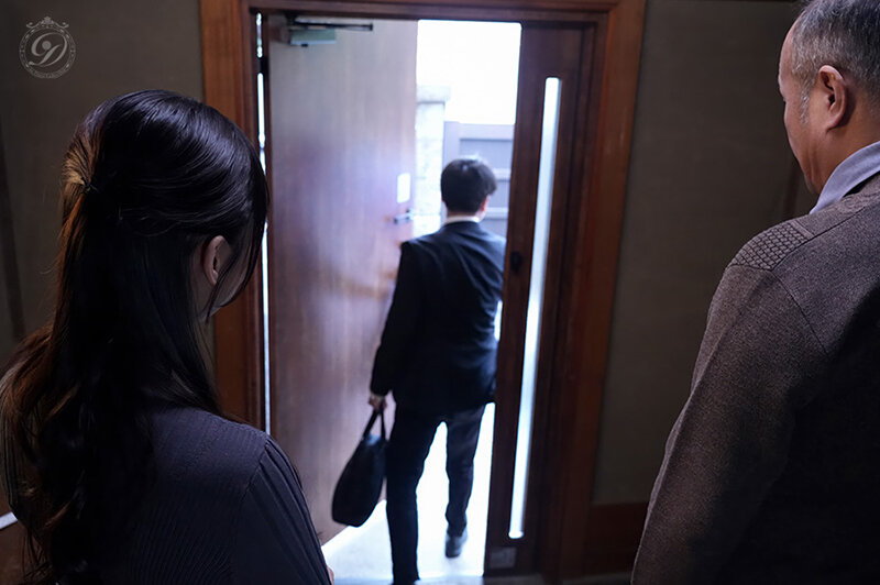 夫が出社して帰宅する定時9時から18時まで…義父と’孫作り’の中出しSEXに励んでいます―。 与田りん - サンプル画像 - 1