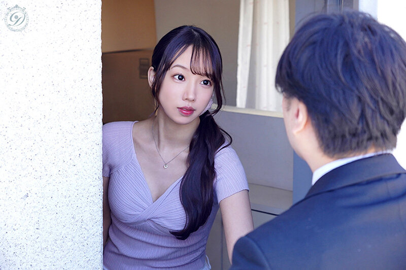 営業ルートでいつも見かける人妻と勤務時間内不倫に至るまで。 与田りん - サンプル画像 - 2