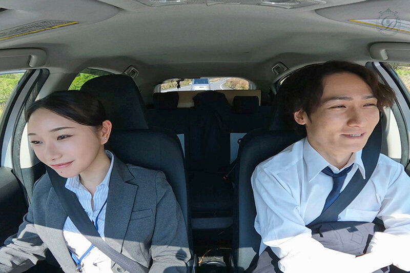 地方に配属になった僕は、いつも、先輩と車出勤をしています。 三葉ちはる - サンプル画像 - 5
