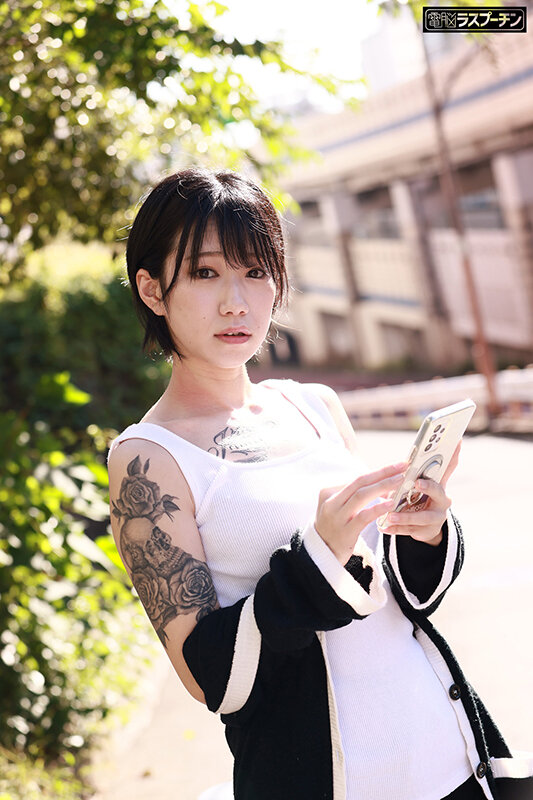 訳アリの家出タトゥー娘さん、ツンなくせにベッドではプルプル震えるくらいのクソカワうぶっ子で草生える 柊ゆうき - サンプル画像 - 19