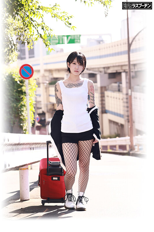 訳アリの家出タトゥー娘さん、ツンなくせにベッドではプルプル震えるくらいのクソカワうぶっ子で草生える 柊ゆうき - サンプル画像 - 20