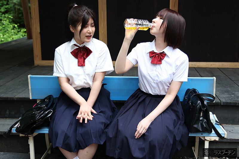 野ション女子生徒連鎖開脚拘束おしっこ噴射4 もなみ鈴 有加里ののか 東城ゆい - サンプル画像 - 12