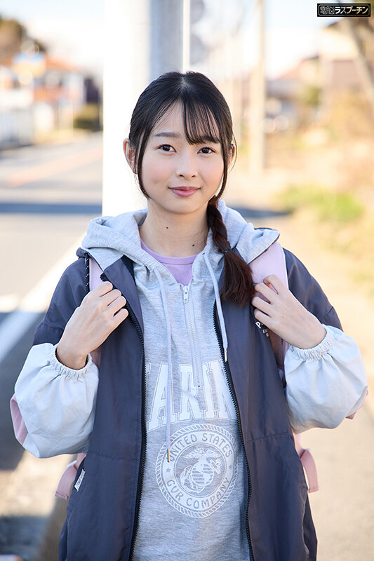 優しくて可愛い保母さん限定！マジックミラー号乳首カラオケ 乳首いじられながら1曲歌いきったら賞金ゲット！感じちゃったらHな罰ゲーム！ - サンプル画像 - 3