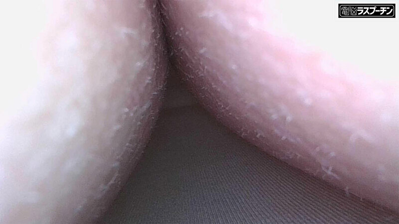 完全着衣内アングル！先端が自在に動くファイバースコープで敏感な乳首を責められ恥ずかしがりながらも感じてしまうちっぱい美女 川上しずく 雨村梨花 雨宮あや花 - サンプル画像 - 13