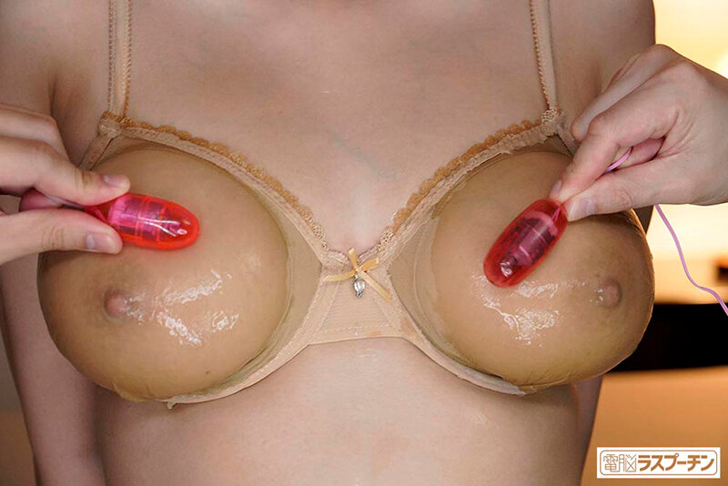 セクシーランジェリーコレクションを引っ越し業者に見つかった巨乳人妻がザコ乳首を開発され性処理肉便器になるまでたった3日 広瀬美結 - サンプル画像 - 16