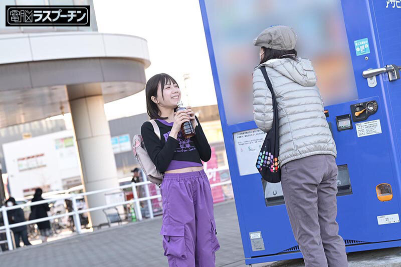 ちっちゃい女の子を3人で囲み服を剥ぎ取ってあらゆる快感を叩きこむ卑劣巨漢集団3 日向由奈 - サンプル画像 - 2