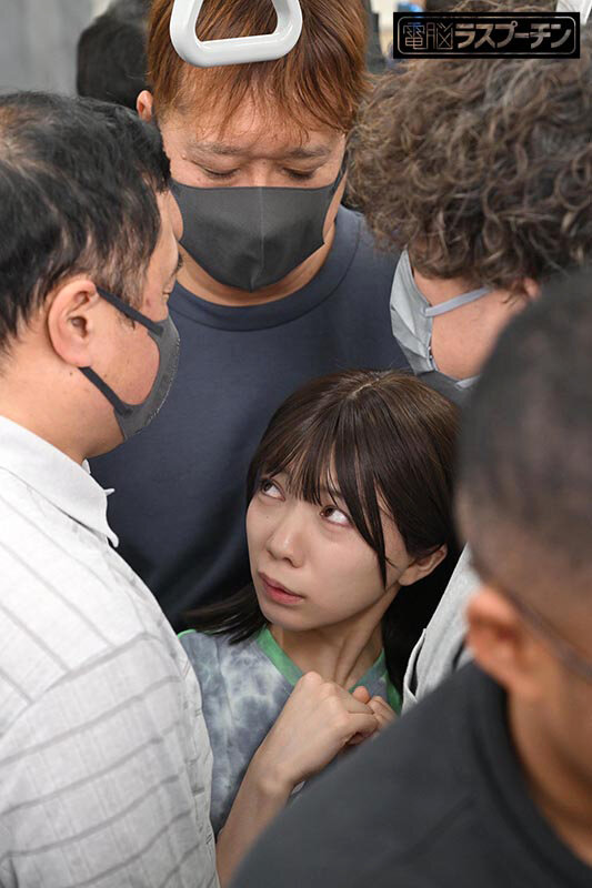 ちっちゃい女の子を3人で囲み服を剥ぎ取ってあらゆる快感を叩きこむ卑劣巨漢集団3 日向由奈 - サンプル画像 - 8
