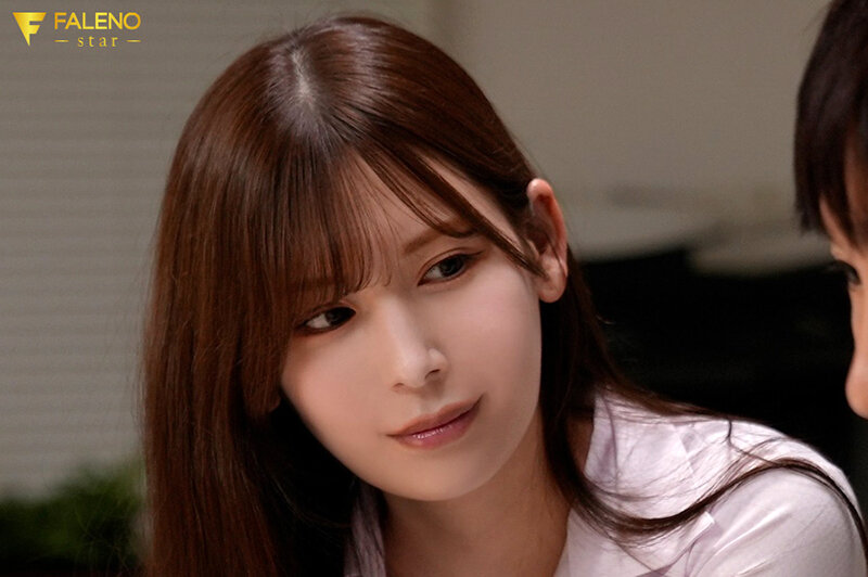 同僚男子と自宅で目が覚めた土曜の朝。お昼ご飯食べてセックスして夜までダラダラとセックスしてまた一緒に寝る日曜の夜。明里つむぎ - サンプル画像 - 1