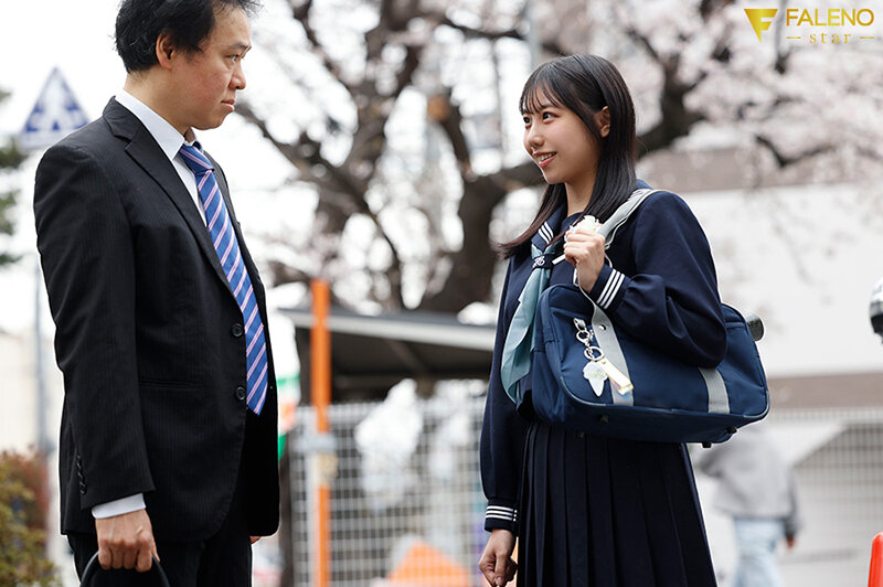 卒業式終了から10分後… さっきまで教え子だった元女子〇〇とラブホへ直行し性欲が枯れるまでセックスしてしまったダメな僕。 浜辺やよい - サンプル画像 - 2