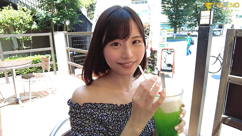 性欲の高鳴りは彼女のくびれ巨乳の所為。初めて迎えた夜が終わっても僕たちはヤリ続けた。 本郷愛 - サンプル画像 - 1
