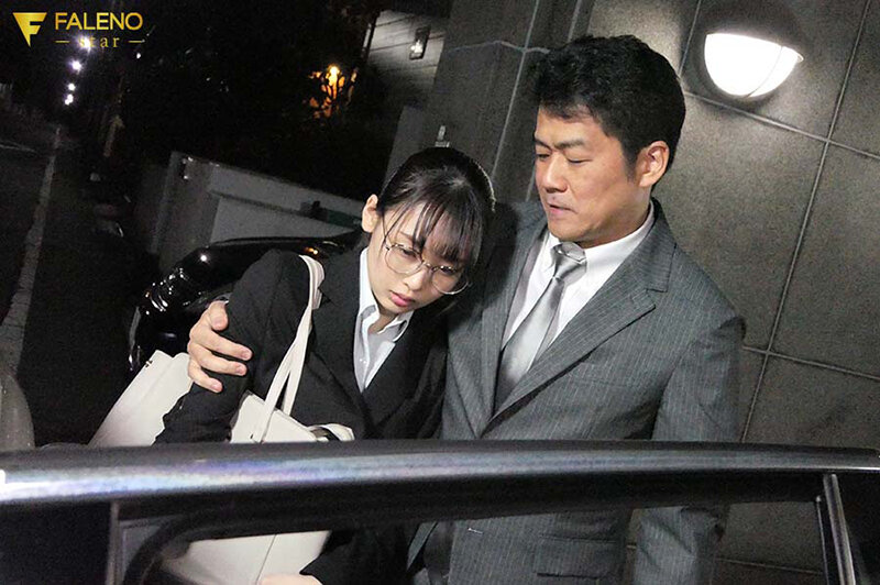 「上司からここに来るように言われました」押しに弱い時田さんは性交命令を断れない都合のいい部下 時田亜美 - サンプル画像 - 2