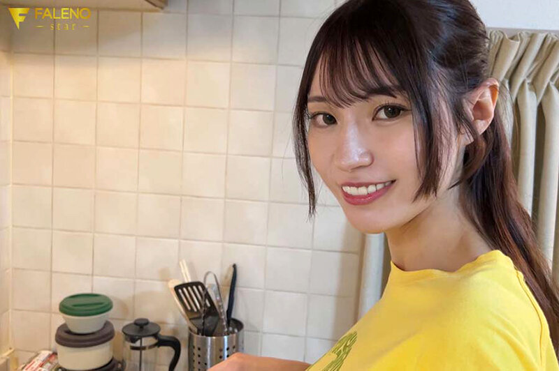 初めて出来た彼女と初めての夜…そして初めての…。露わになった大きなおっぱいに僕の性欲は尽きることなく夜は明けた…。 楠エリサ - サンプル画像 - 2
