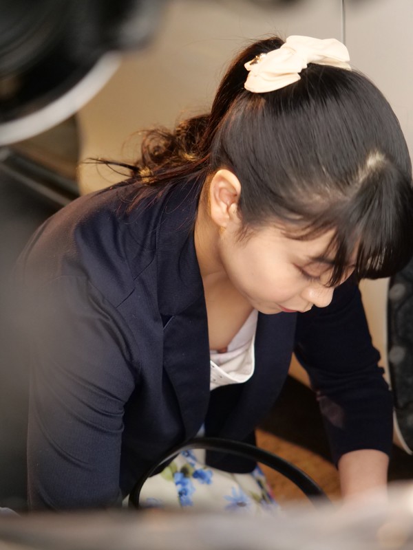 放尿を見られた女性教員の生まれて初めてのイキっぱなしSEX - サンプル画像 - 2