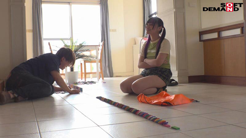 いきなり全身拘束から始まる24時間リアル大脱出 齋齋いつき史上最難解のパニックイライラ？！SEXドキュメント！ 累計総フォロワー40万人台湾美少女インフルエンサーが、言葉の通じない純日本人男優さんと2人きりで山奥の監●ハウスに閉じ込められて、感情むき出しおっぱい… - サンプル画像 - 11