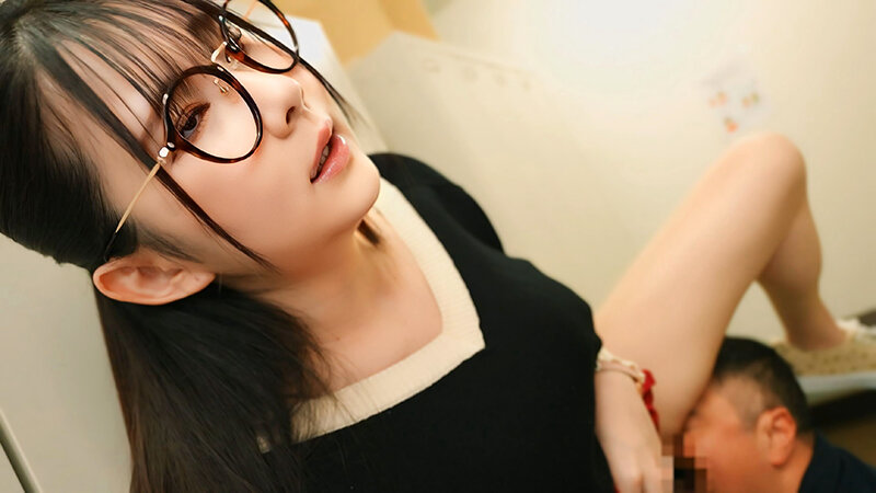 焦らし痴●と乳首開発で調●された爆乳地味司書 福原さん 福原みな - サンプル画像 - 4