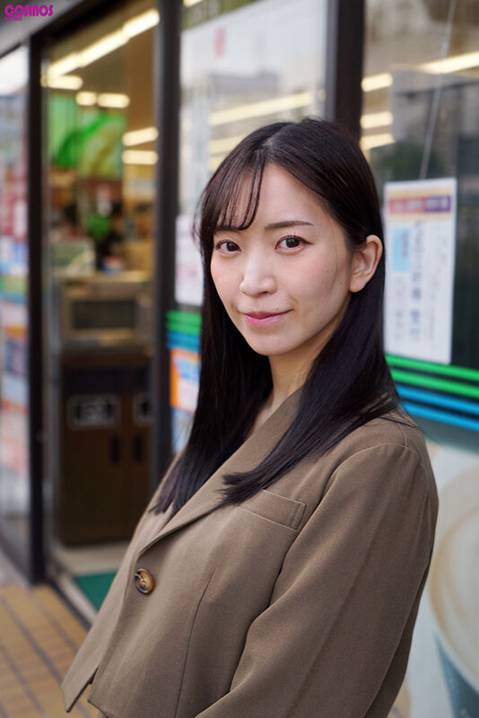素人妻が一般大学生の自宅にコンドーム1つ渡され一泊一度のゴム姦では満足できず宿泊中2度もガチ中出しを許してしまう騎乗位で巨乳揺らす淫靡妻 まゆみさん 32歳 - サンプル画像 - 1