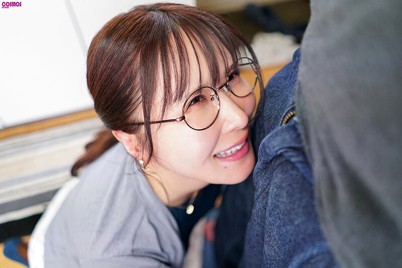 彼女のいない貧乏な自分にあるのは有り余る性欲と安アパートだけ風俗行く金も無いし若い子はノリが苦手…だからおとなしそうな人妻を捕まえてSEXしたら自分以上に性欲が凄かった！！（仮名）ミドリさん - サンプル画像 - 4