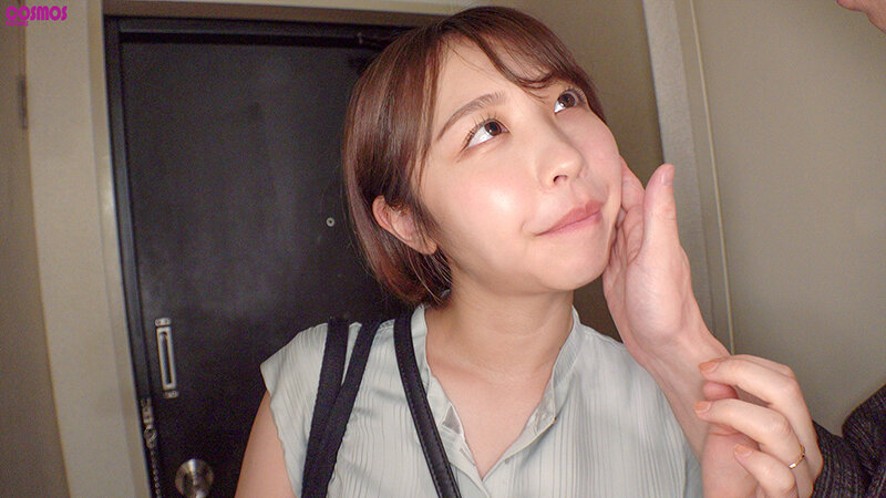 素人妻が一般大学生の自宅にコンドーム1つ渡され一泊一度のゴム姦では満足できず宿泊中2度もガチ中出しを許してしまう 騎乗位でGカップ乳を揺らす軟乳妻 りほさん29歳 - サンプル画像 - 19