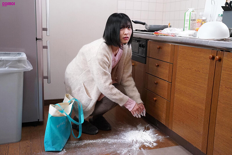 料理も洗濯もまともに出来ないドジで不器用なセフレ（人妻）ですが…実はとても優秀なハイスペック肉オナホなんです。みうさん（27歳） - サンプル画像 - 1