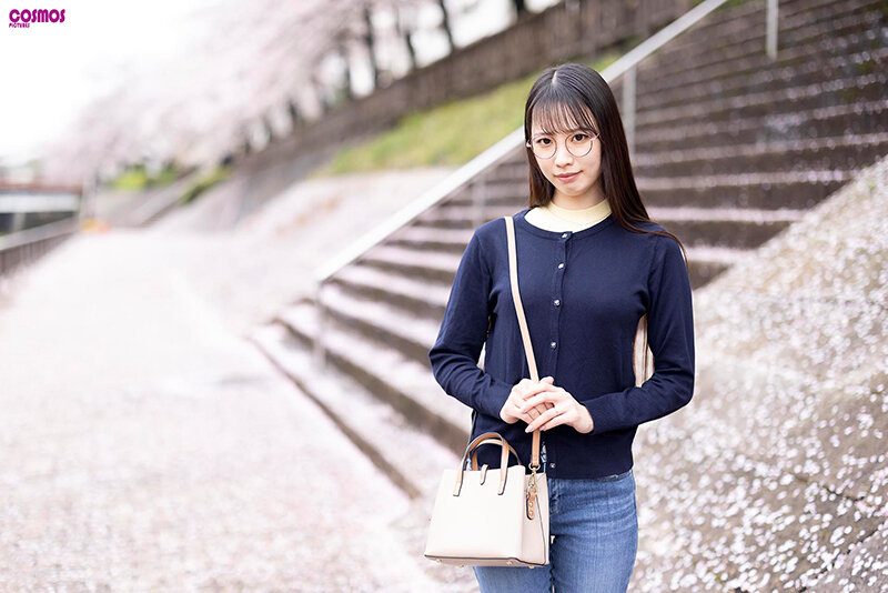 彼女のいない貧乏な自分にあるのは有り余る性欲と安アパートだけ 風俗に行く金も無いし若い子はノリが苦手…だからおとなしそうな人妻を捕まえてSEXしたら自分以上に性欲が凄かった！！ （仮名）スイさん - サンプル画像 - 1