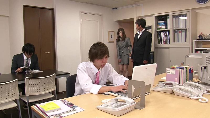 不倫がバレた社長夫人はズイキで美乳を揺らせて悶絶し、ヨダレを垂らしてキチ○イの様にイキまくる 芦名ユリア - サンプル画像 - 10