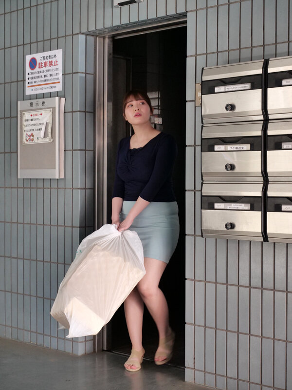 エロ過ぎる体の妻は僕のいいなり・誰の言う事でも聞いてしまう都合の良い性処理妻だった - サンプル画像 - 1