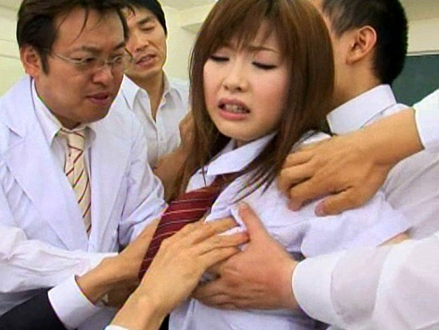 女子校生 中出し20連発 浜崎りお - サンプル画像 - 14
