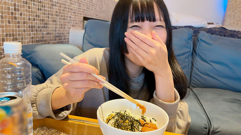 金曜の夜、何度も中出しをした想い出を残したくて…病みカワ系セフレちゃん日泉舞華と朝から晩まで精飲と中出しをした週末2日目の記録 - サンプル画像 - 8