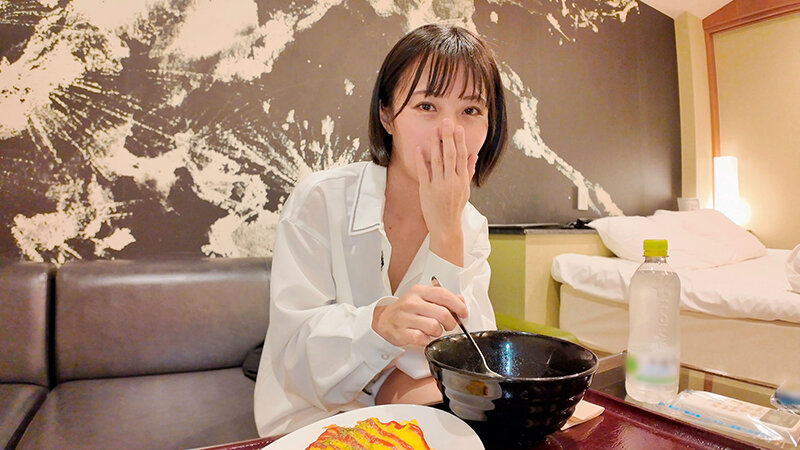 ビンカン勃起チクビちゃん 会社では大人しめな文系女子の雨宮あや花にいきなりラブホに誘われたけれど…乳首を触ると一気にメス顔になって甘えてきたので何度も精飲と中出しをした - サンプル画像 - 10