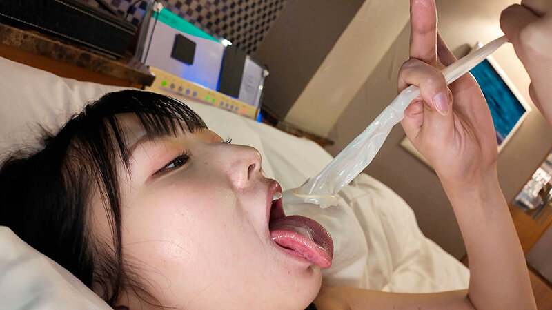 絶対100％精飲宣言！会うたびに必ず精子を飲んでくれる甘えんぼフェラ天使巴ひかりとゴックン不倫デート - サンプル画像 - 10