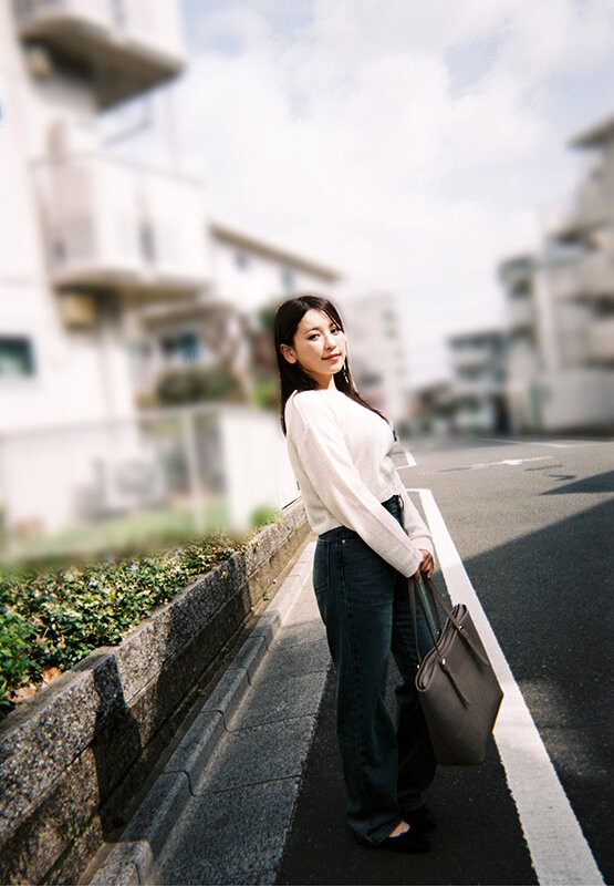 そんなに仲良くない会社の同僚OL紗々原ゆりサンと2次会終わりの流れでホテルへ行ったら身体の相性が良すぎてだんだん甘えモードになったので朝まで何度も精飲と中出しをした - サンプル画像 - 3